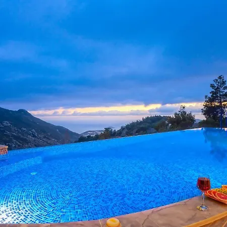 Apartment Vilara „luxus Mit Traumaussicht“ Kaş
